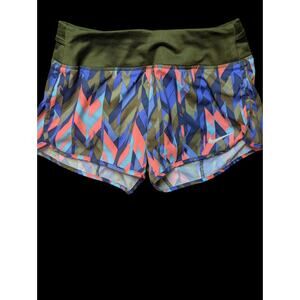 NIKE DRI-FIT Size XS Womens Drawstring Back Zip Pocket Lined Running Shorts